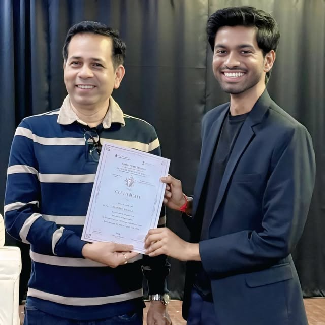 Instagram post, certificate moment