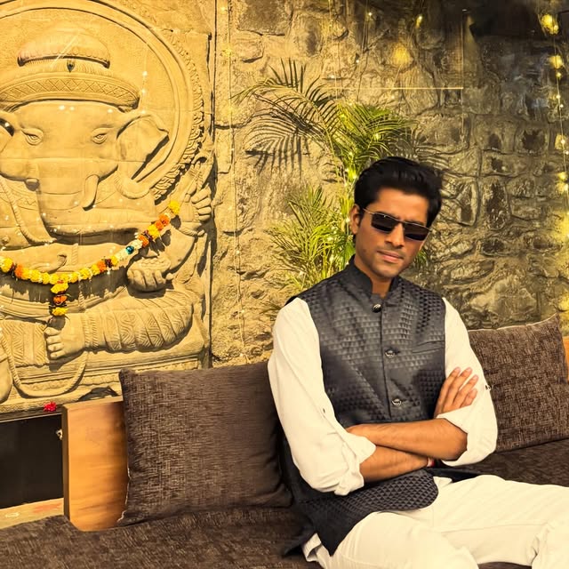 Nehru jacket ethnic look