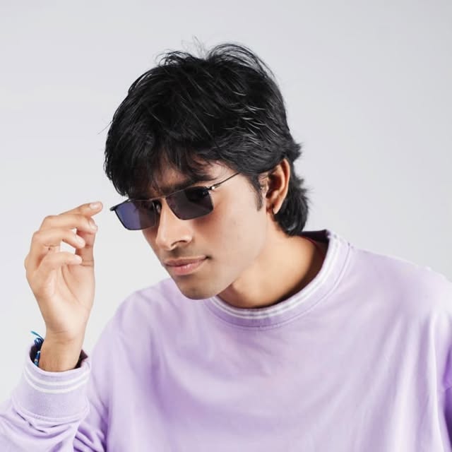 Instagram post, sunglasses editorial